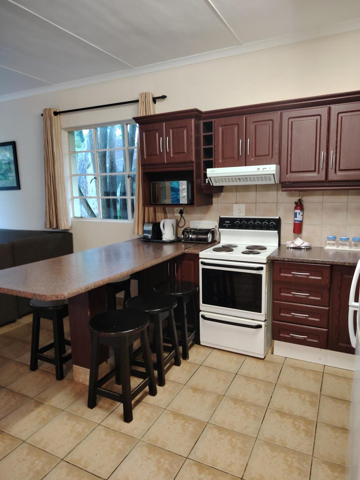 Gooderson Leisure Natal Spa Self Catering And Timeshare Resort Paulpietersburg Eksteriør billede