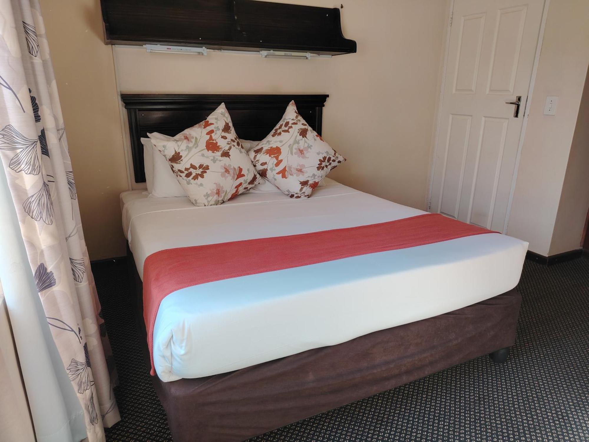 Gooderson Leisure Natal Spa Self Catering And Timeshare Resort Paulpietersburg Eksteriør billede